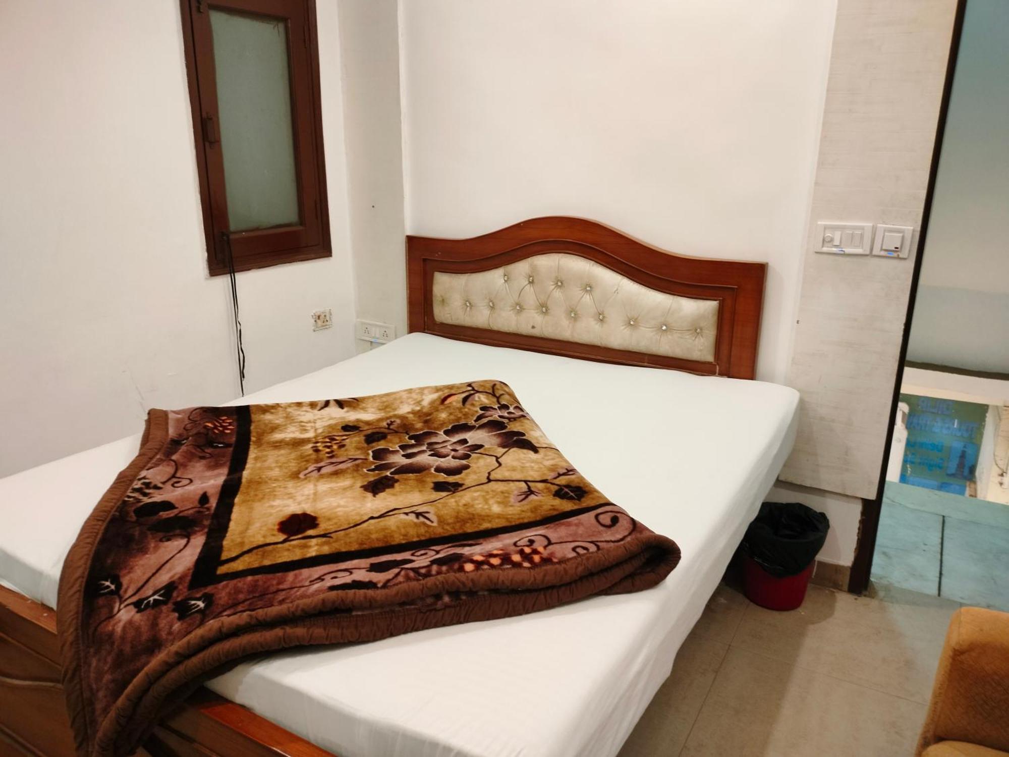 Hotel Geetanjali Inn Neu-Delhi Exterior foto